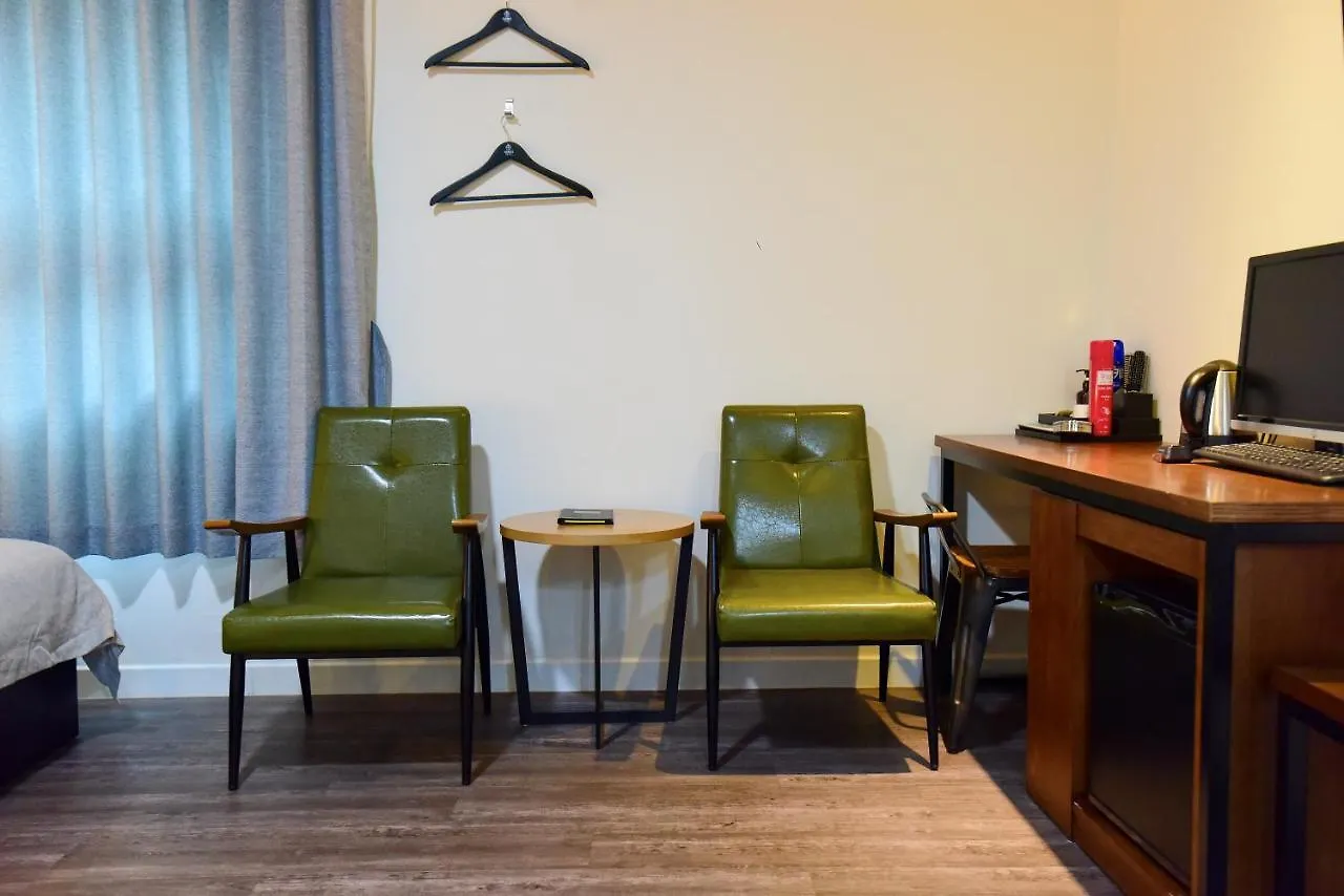Grance Hotel Пусан 2*,  Южная Корея