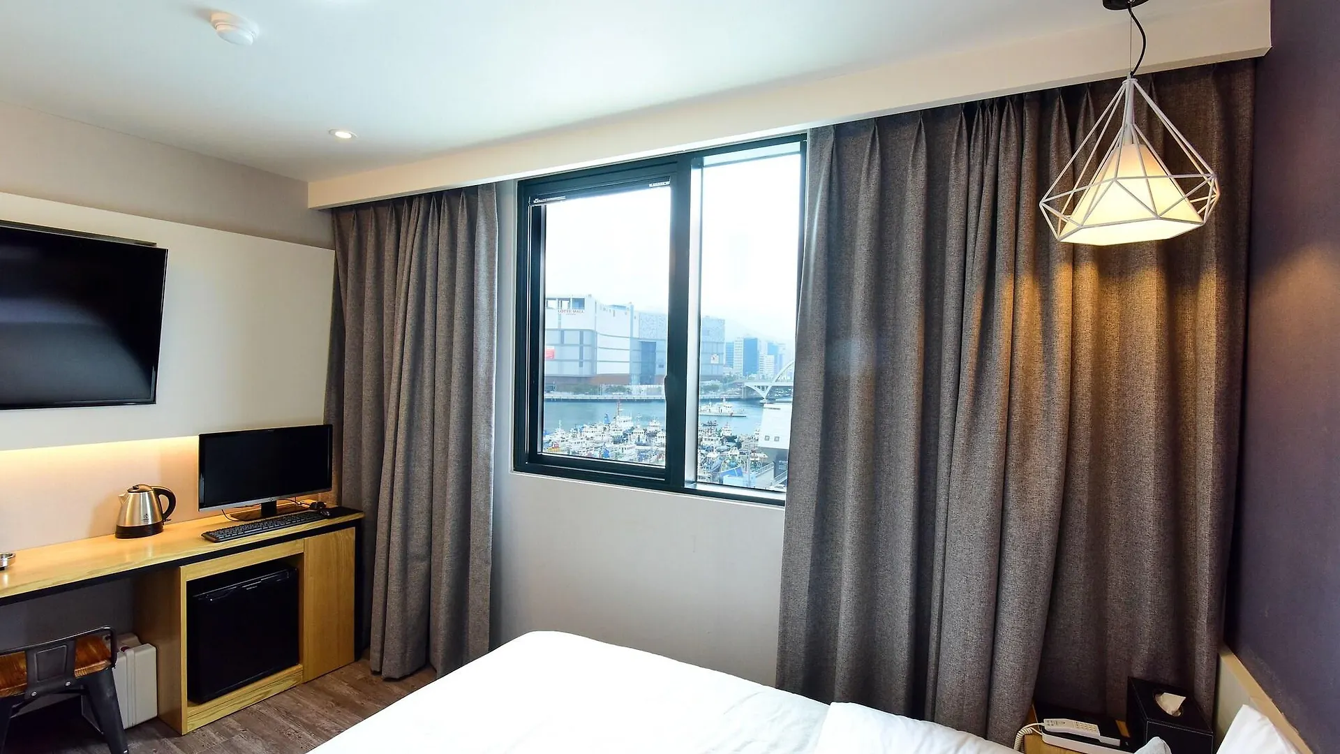 Grance Hotel Busan
