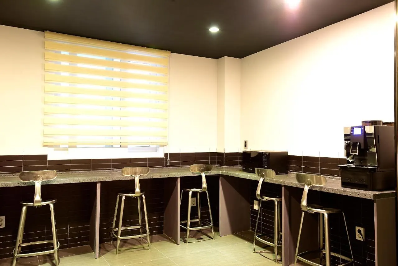 Grance Hotel Busan 2*,  South Korea